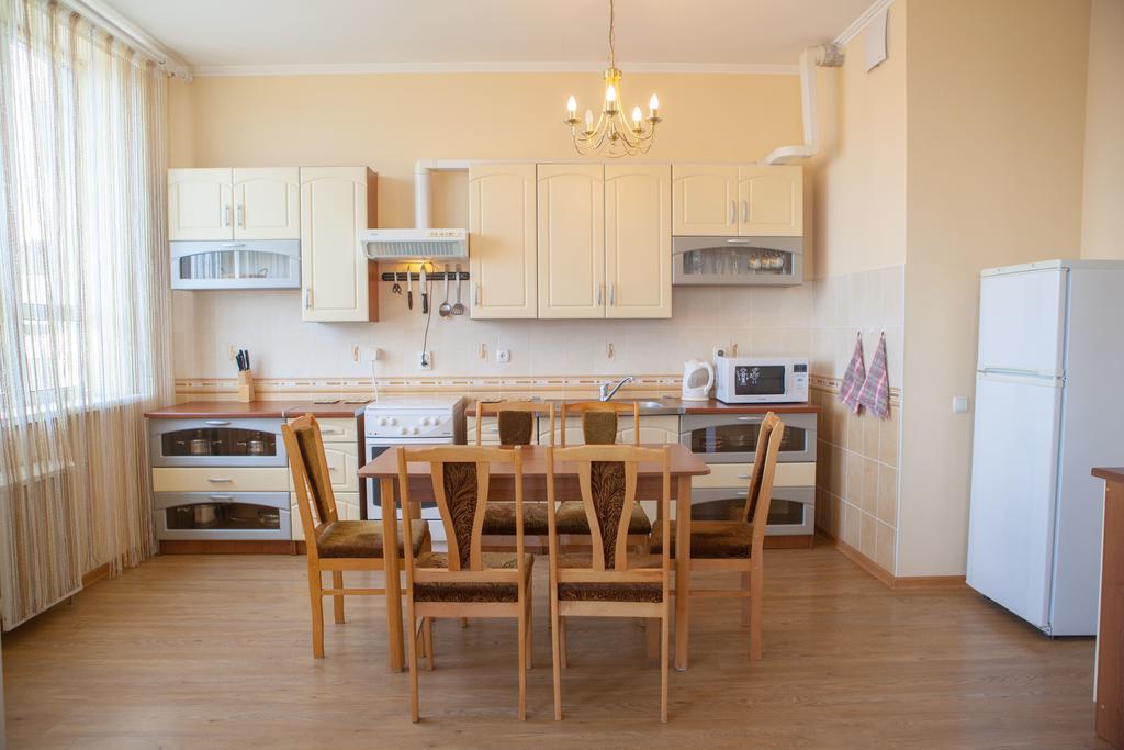 Apartment In 2 Min From Poznyaky Metro Station Kiev Eksteriør bilde