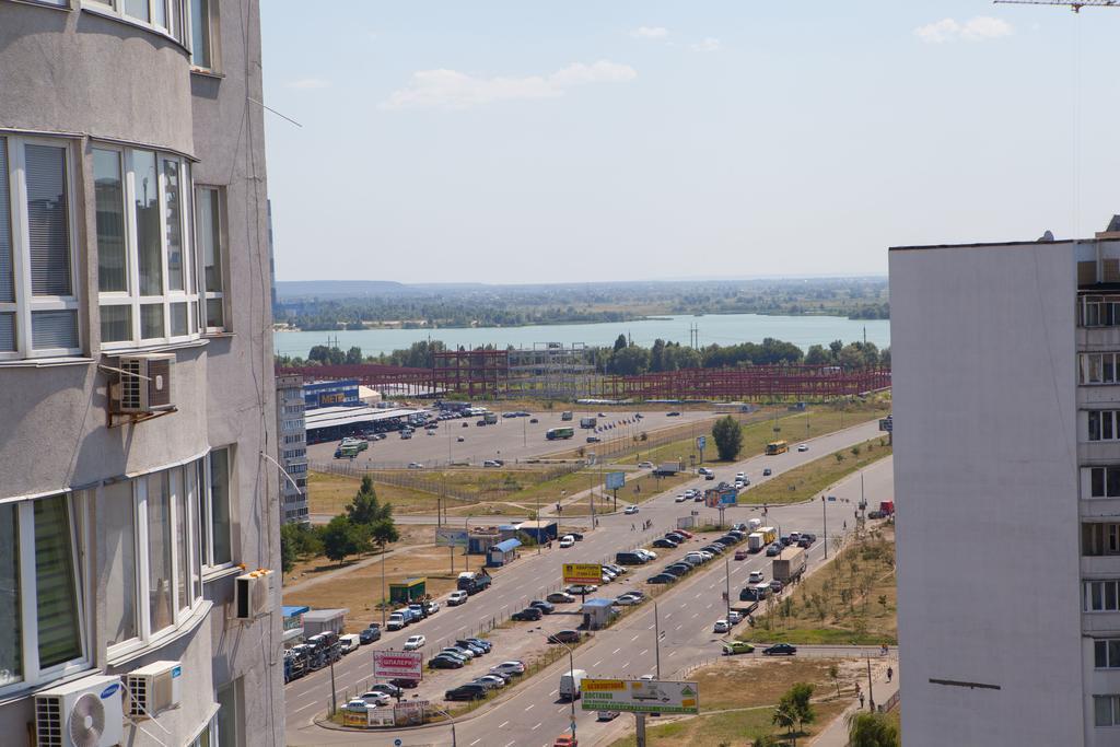 Apartment In 2 Min From Poznyaky Metro Station Kiev Eksteriør bilde